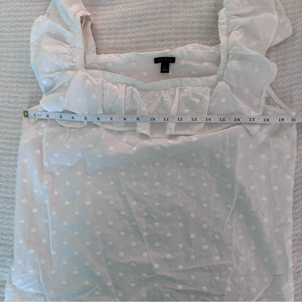 Ann Taylor White Swiss Dot Ruffle Blouse L Romantic Feminine Top - Picture 6 of 9